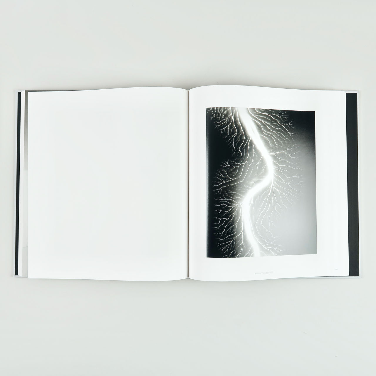 【Hiroshi Sugimoto: Black Box】シュリンク包装未開封品 Hiroshi Sugimoto: Black Box】シュリンク包装未開封品