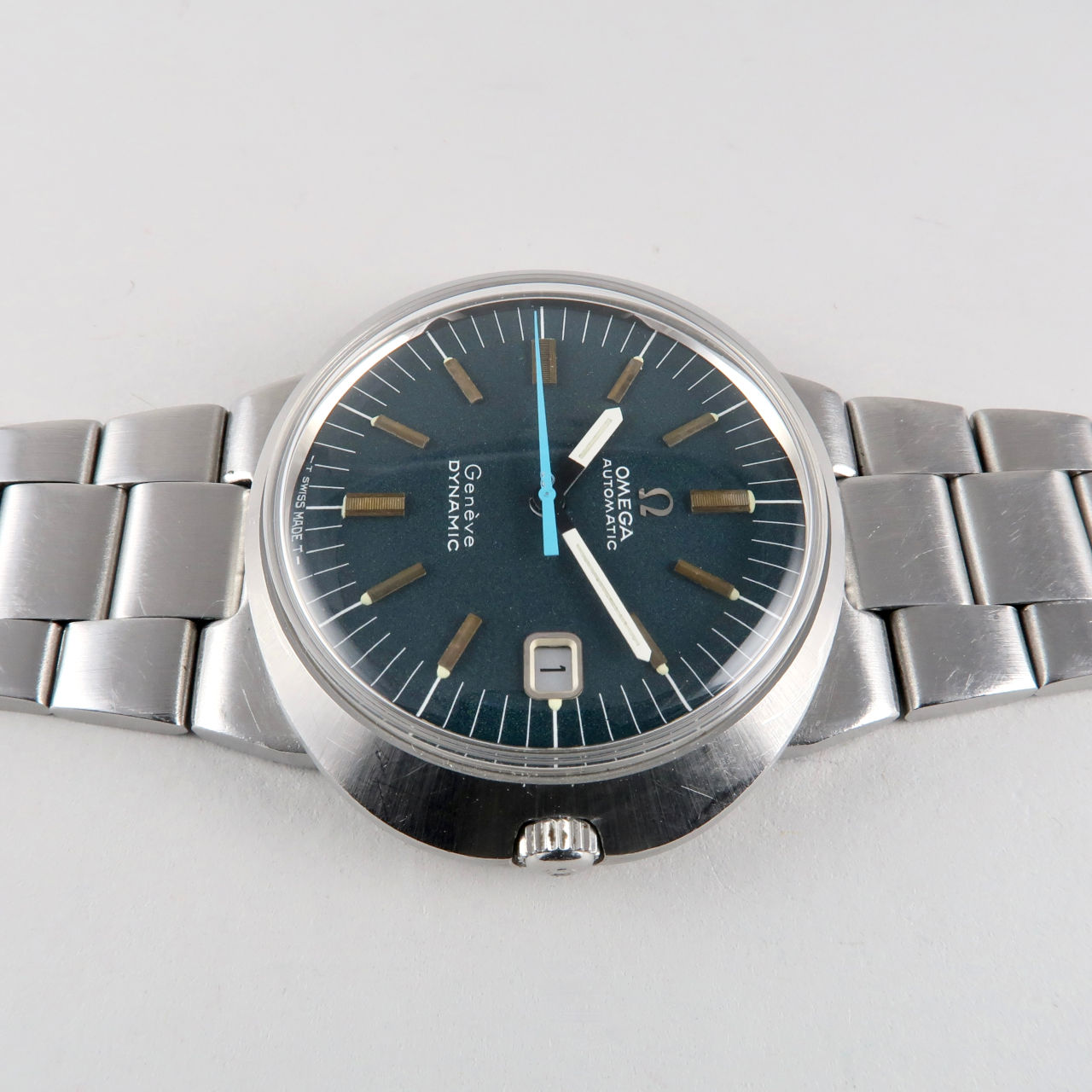 Omega Genève Dynamic Ref. 166.039 circa 1969 - Black Bough